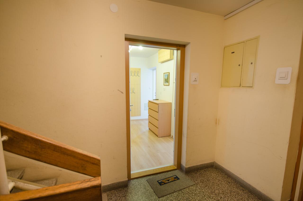 Apartment Near The Train Station Liubliana Exterior foto