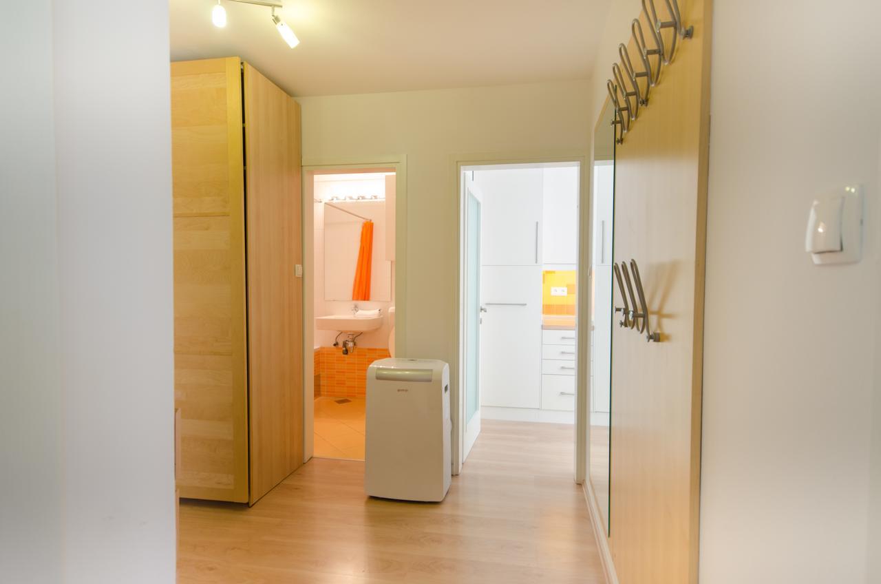 Apartment Near The Train Station Liubliana Exterior foto
