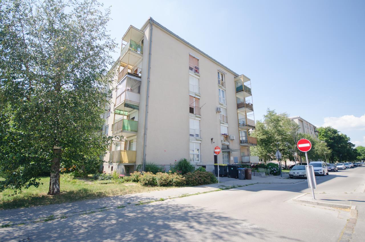 Apartment Near The Train Station Liubliana Exterior foto