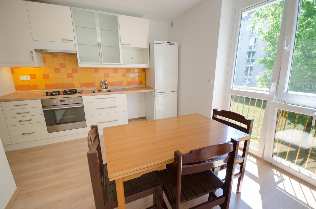 Apartment Near The Train Station Liubliana Exterior foto