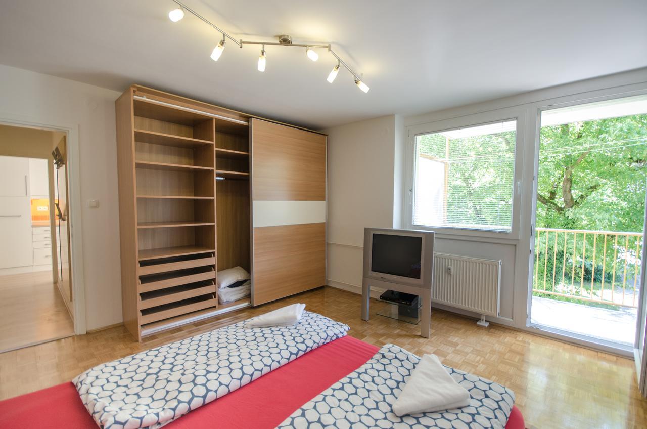 Apartment Near The Train Station Liubliana Exterior foto