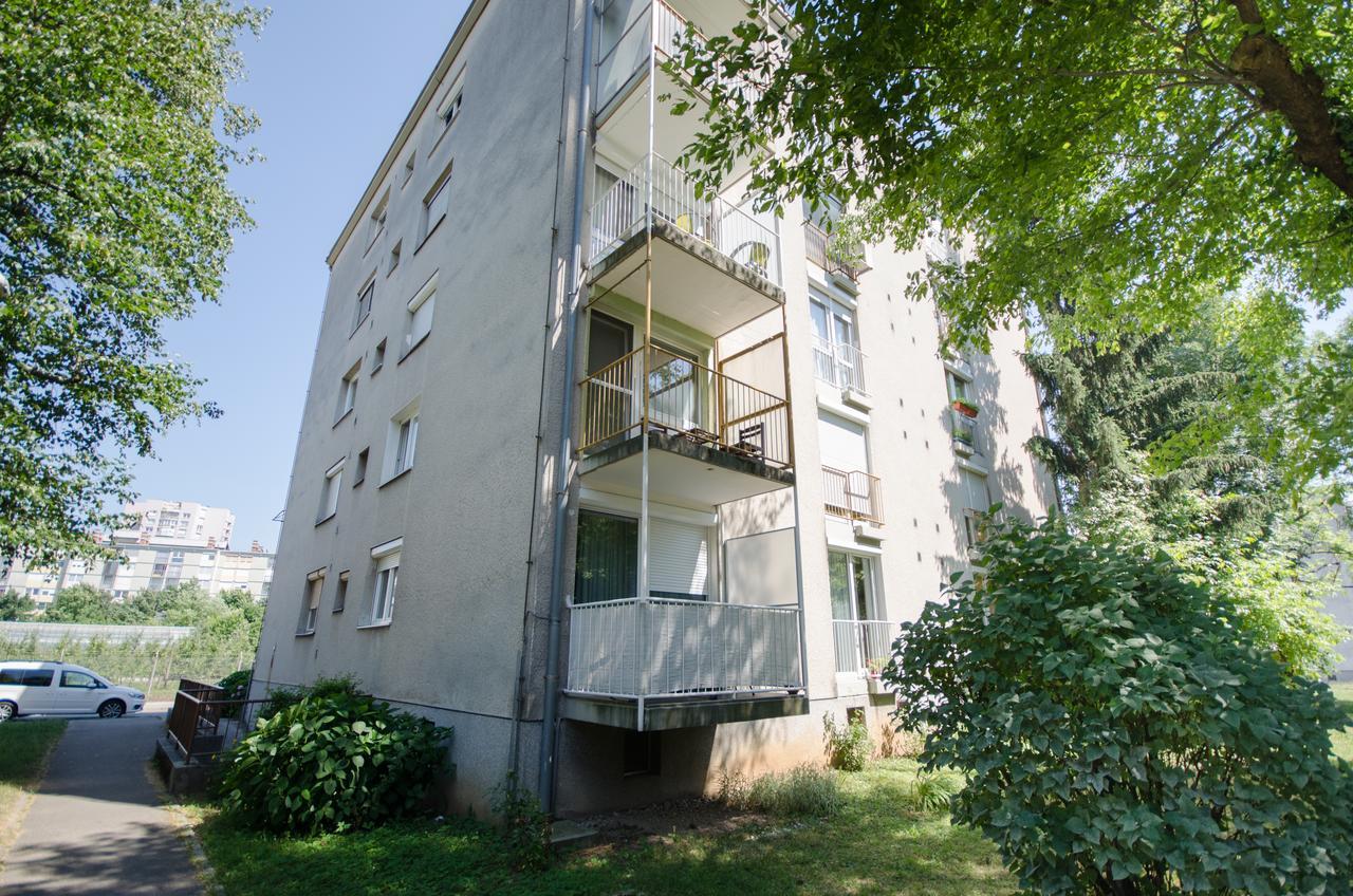 Apartment Near The Train Station Liubliana Exterior foto